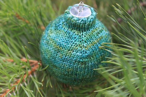 Raglan Christmas Ornament - A Pattern from Lucky Fox Knits
