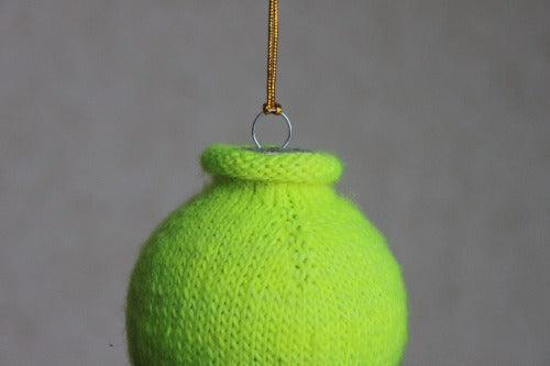 Rolled Edge Christmas Ornament - A Pattern from Lucky Fox Knits