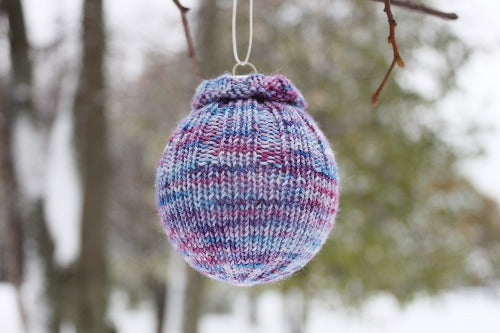 Christmas Ornament - A Pattern from Lucky Fox Knits
